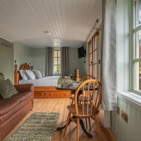 Thistle Lodge, District Shepherd Hut With Hot Tub * كونيستون