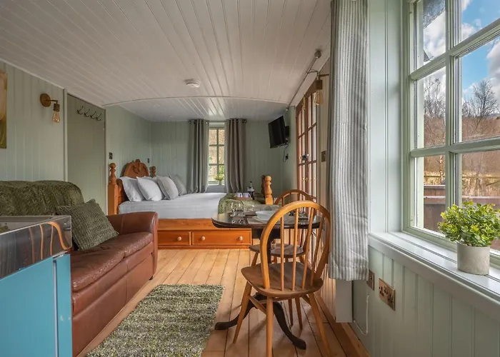 Thistle Lodge, District Shepherd Hut With Hot Tub * Coniston